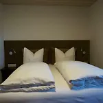 Garsella *