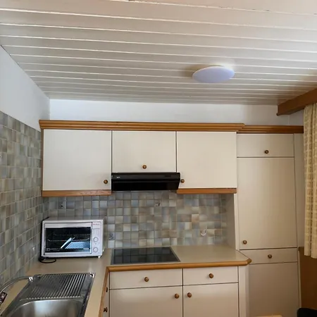 Apartment Garsella *