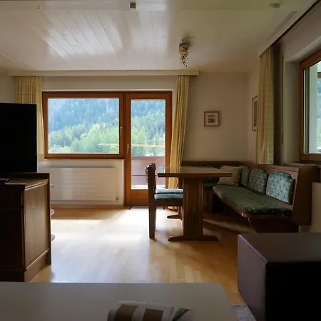 Garsella Apartment